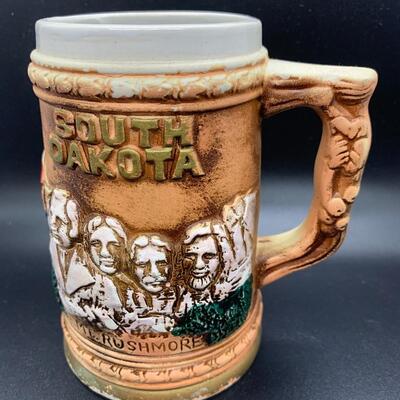 Vintage Mt Rushmore Badlands Corn Palace Ceramic Beer Stein - 5.5â€ high x 4.5â€ wide approx