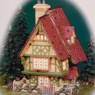 LOT 9 DEPARTMENT 56 HEDGEROW ENGLISH COUNTRYSIDE GARDEN COTTAGE
