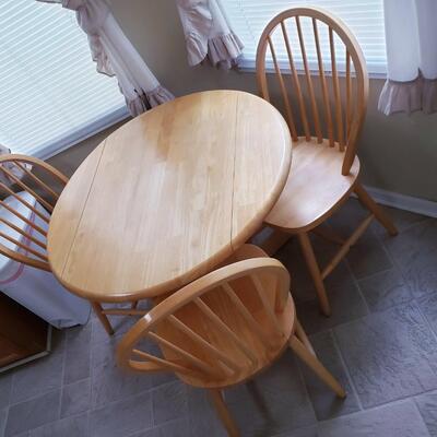 Kitchen Table & 3 Chairs