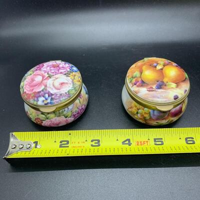 2 Vintage Trinket Pill Boxes English AVONDALE Fine BONE CHINA - 2.5â€ wide x 1â€ high