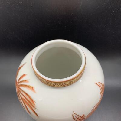 3 Japanese Pieces Jar & 2 Vases - various sizes