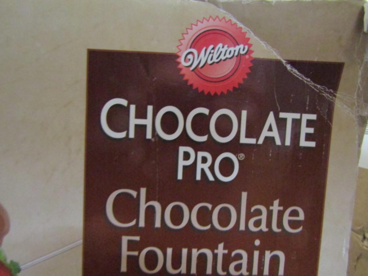 Wilton Chocolate Pro Fountain 4 Pound Capacity (80)