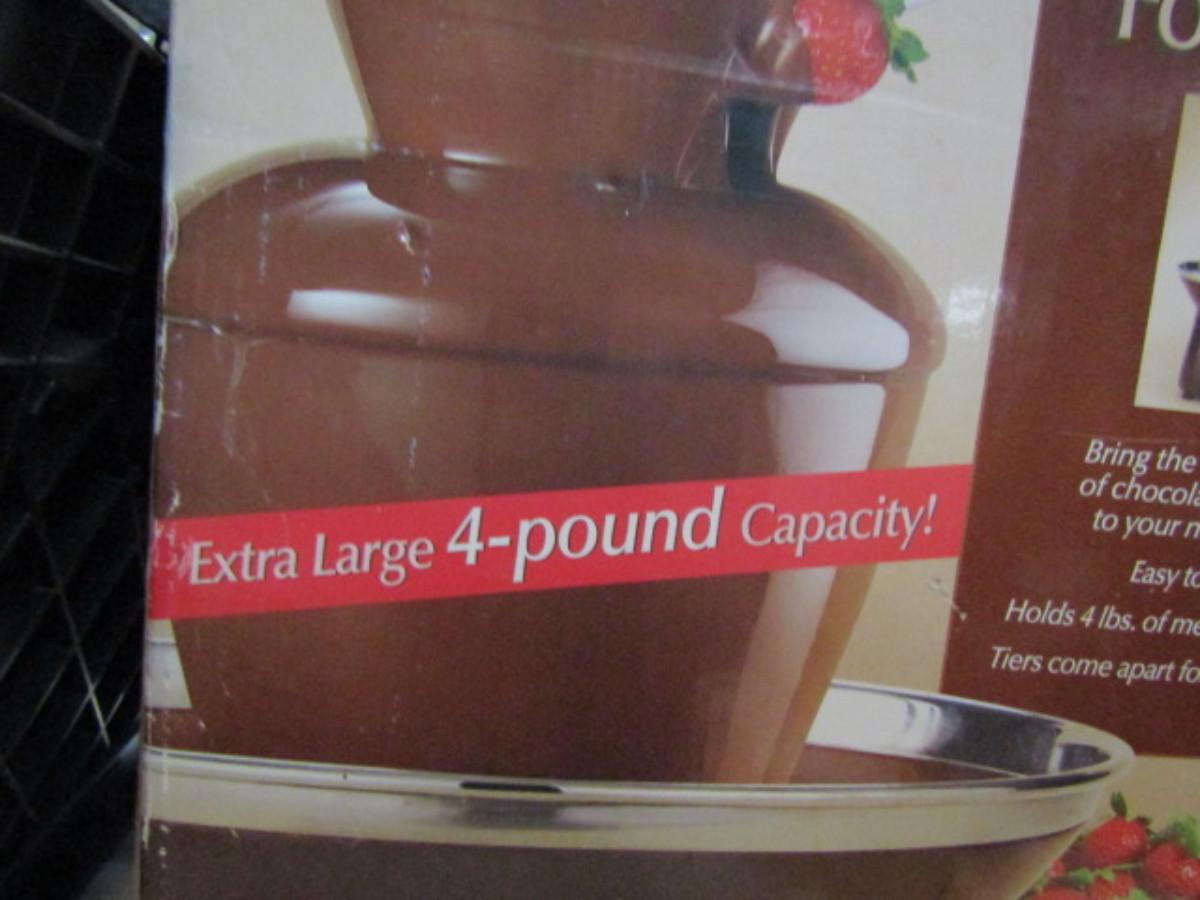 Wilton Chocolate Pro Fountain 4 Pound Capacity (80)