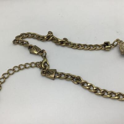 Beautiful Cameo Pendant and Chain