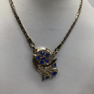 Vintage Blue Rhinestone necklace
