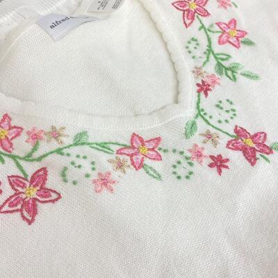 ALFRED DUNNER - DETAILED WOMENâ€™S TOP - SIZE MEDIUM
