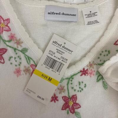 ALFRED DUNNER - DETAILED WOMENâ€™S TOP - SIZE MEDIUM