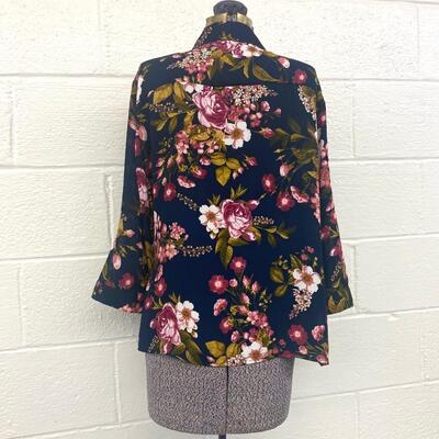 LAURA SCOTT PETITE - BEAUTIFUL WOMENâ€™S TOP - SIZE XL PETITE