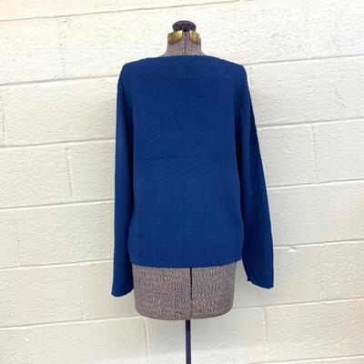 EAST 5th - DETAILED WOMENâ€™S TOP - SIZE L