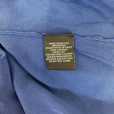 EAST 5th - DETAILED WOMENâ€™S TOP - SIZE L