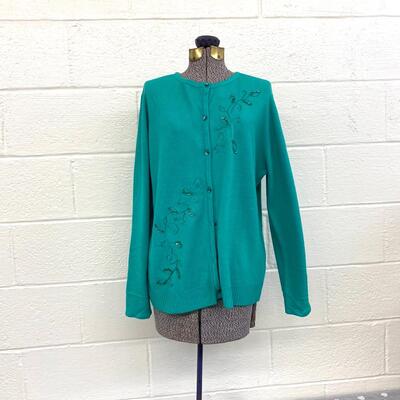NWT - CLASSIC ELEMENTS - DETAILED BUTTON UP WOMENâ€™S CARDIGAN - SIZE XL