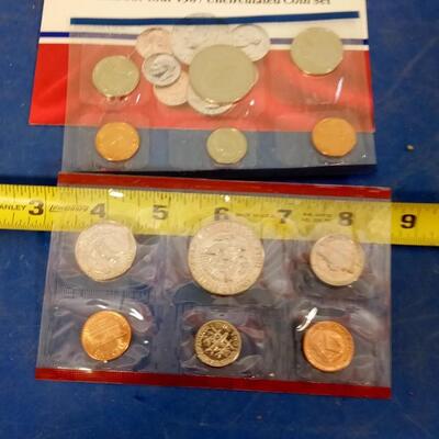 LOT 71  1987 UNCIRCULATED COIN SET FROM US MINT