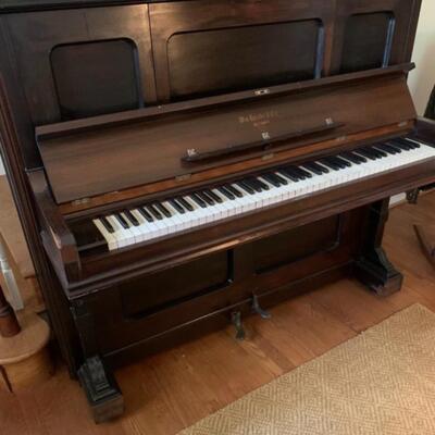 Antique mid to late 1880s upright Piano Wm Knabe & Co. - working condition