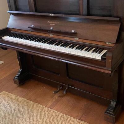 Antique mid to late 1880s upright Piano Wm Knabe & Co. - working condition