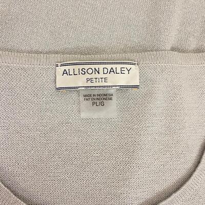 ALLISON DALEY - SPARKLING WOMENâ€™S TOP - SIZE L PETITE