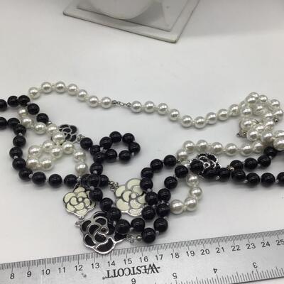 Large Black and White Fashion Necklace