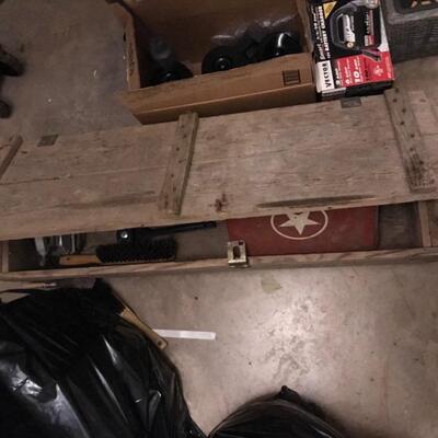 Wood chest