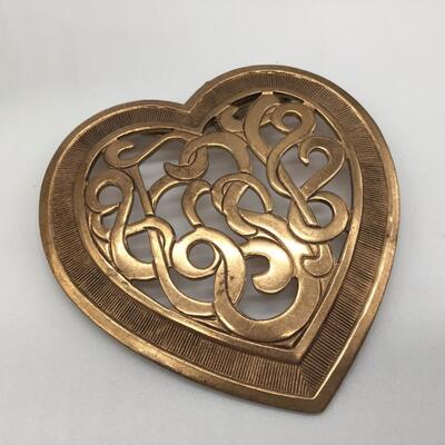 Large Vintage scroll Heart pin