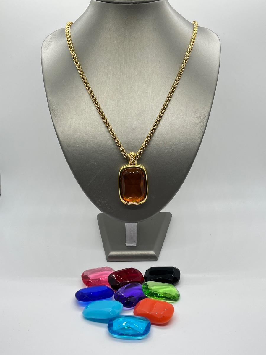 LOT 107: Ten-Color Changeable Goldtone Faceted Stone Pendant on 30 ...