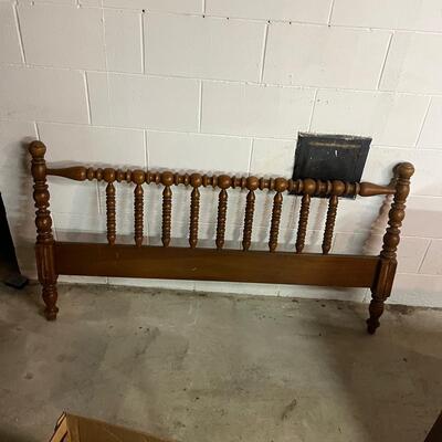 Full Size Wooden Spindle Bed (BS-MG)