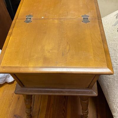 Hard Rock Maple Dough Box End Table