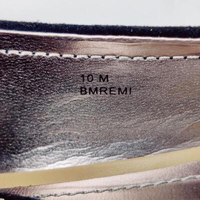 B MAKOWSKY WOMEN'S BLACK FLAT W/ TAN HEEL SIZE 10 M