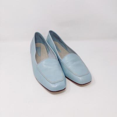 ENZO ANGIOLINI WOMEN'S LIGHT BLUE LEATHER FLATS SIZE 10 M
