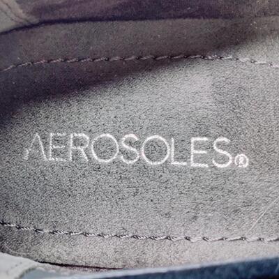 AEROSOLES WOMEN'S BLACK LEATHER FLATS SIZE 10 M