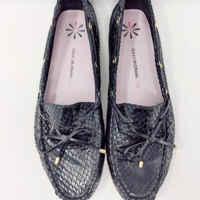 ISAAC MIZRAHI LIVE! WOMEN'S BLACK TEXTURED LEATHER FLATS SIZE 10 M
