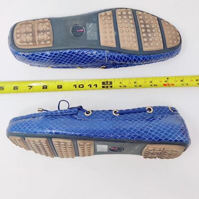 ISAAC MIZRAHI LIVE! WOMEN'S BLUE LEATHER FLATS SIZE 10 M