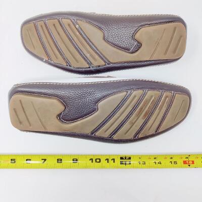 PAUL FREDERICK MEN'S SLIP ON LOAFERS SIZE 9