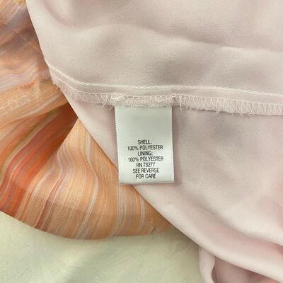APT. 9 - SUPER CUTE WOMENâ€™S TOP - SIZE XL