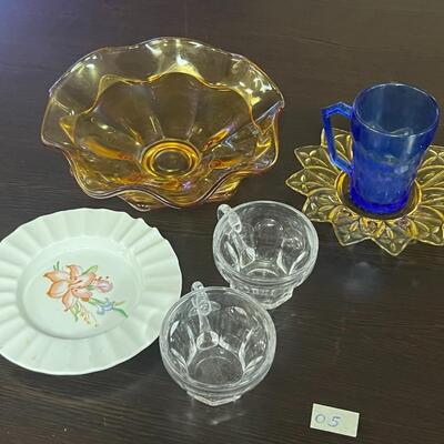 Variety of kitchen items and decorative glazing