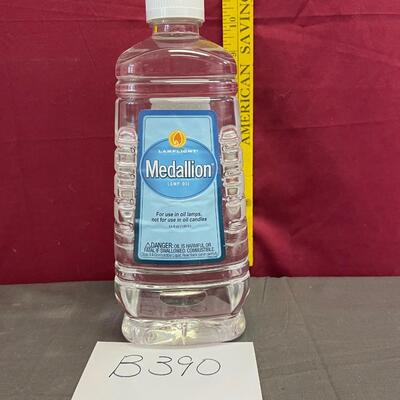 Medallion lamp oil, 64 oz, #2