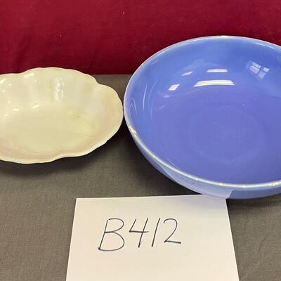 Small Homer Laughlin bowl and unmarked blue bowl