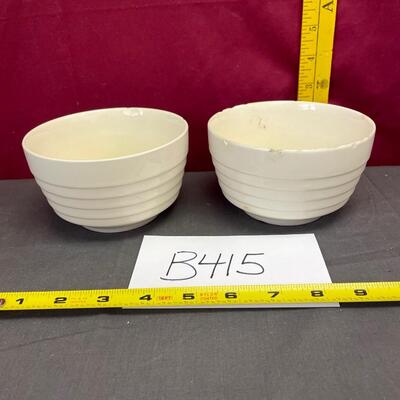 USA off white ribbed bowls
