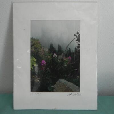 SIGNED PHOTO AND PORCELIAN FLOWERS