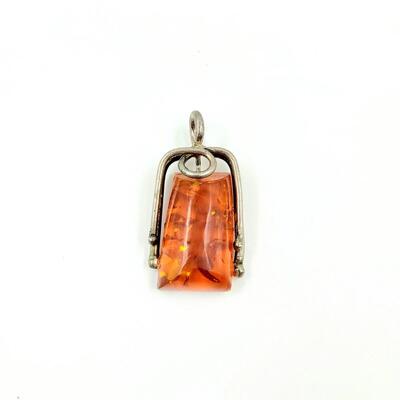 BEAUTIFUL ORANGE SPARKLE SILVER PENDANT