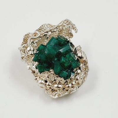 BEAUTIFUL SILVER & FAUX EMERALD ARTIST PENDANT