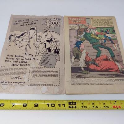 BILLY THE KID "BADLANDS QUEEN" #66 CHARLTON COMIC BOOK