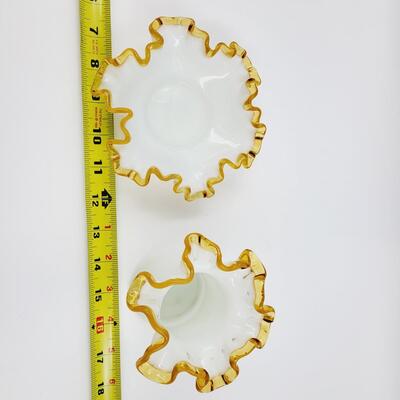 VINTAGE GOLD RUFFLED GLASS COLLECTABLES