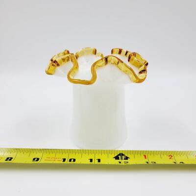 VINTAGE GOLD RUFFLED GLASS COLLECTABLES