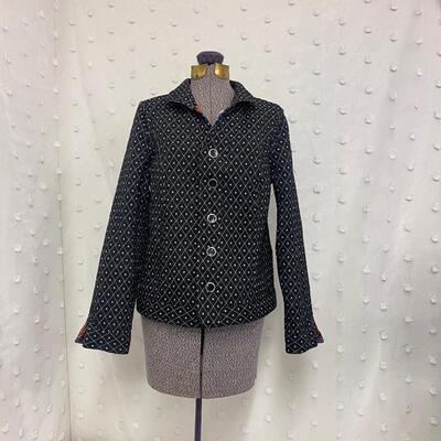 REVERSIBLE QUILT STYLE WOMENâ€™S BLAZER
