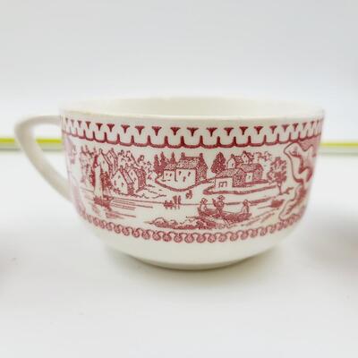 VINTAGE MEMORY LANE CUP SET