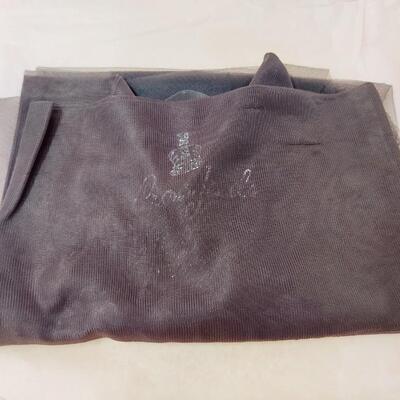 VINTAGE CROWN JEWELS NYLON SEAMLESS MESH RUN GUARD STOCKINGS SZ 10.5-2 PAIRS