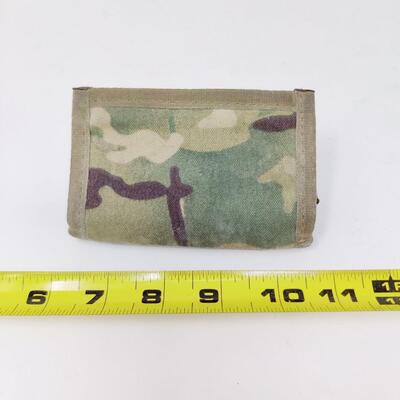 ARMY GREEN CAMO WALLET