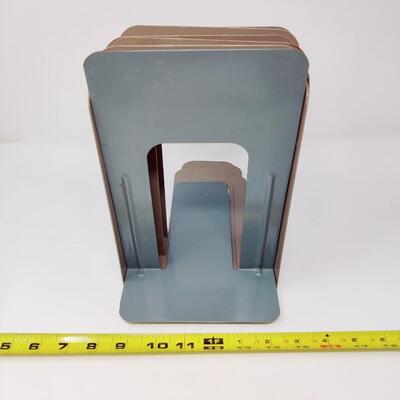 VINTAGE METAL BOOKENDS 6 PCS