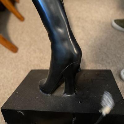 LOT 49   DESIGN TOSCANO MADEMOISELLE FIGURAL MODEL HAUTE COUTURE FLOOR LAMP 76"TALL NO SHADE