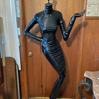 LOT 49   DESIGN TOSCANO MADEMOISELLE FIGURAL MODEL HAUTE COUTURE FLOOR LAMP 76"TALL NO SHADE