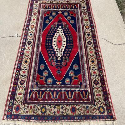 LOT 55   TURKISH HAND KNOTTED AREA RUG